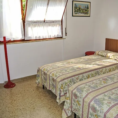 Holiday home 'dolores' Mit Privatparkplatz By Interhome Lignano Sabbiadoro