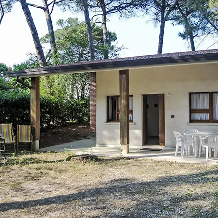 Holiday home 'dolores' Mit Privatparkplatz By Interhome Lignano Sabbiadoro